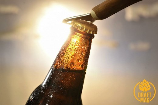 Lagunitas IPA Review: Everything To Know About This Classic IPA