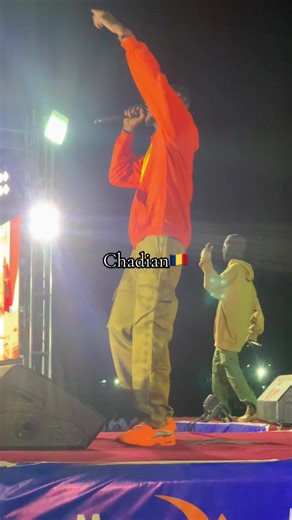 La voix mélodieuse de Sk reem sur le podium de Dary. #ndjamena🇹🇩🇹🇩 #Chadian🇷🇴 #Festival #Showbiz #skreem