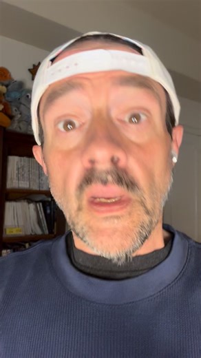 Filmmaker, podcaster, pop-culture icon — Kevin Smith is bringing his legendary storytelling and unfiltered humor to San Francisco, Feb 27–28 🎬🔥 From Clerks, Mallrats, and Chasing Amy to Jay and Silent Bob, plus hit podcasts like SModcast, Kevin takes the stage for a must-see headlining run. SF, don’t miss this. Get tickets now! 👏 | Cobb's Comedy Club