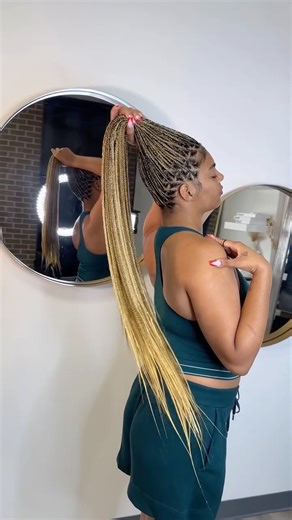 HOUSTON BRAIDER | When in doubt get your hair done 😮‍💨😍. Book this flawless look under small medium triangle Knotless braids and add on blonde mix and hip... | Instagram