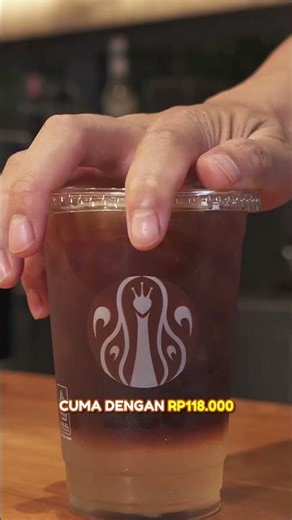 1 DOZEN DONUTS + 2 BEVERAGES ONLY 118K!