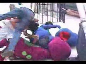 Barney vs Barney Punketto