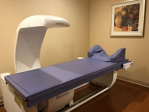 Edward-Elmhurst DEXA scan helps identify health risks