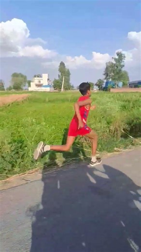 Speed running practice in evening #400m #sprinter #racer #viral shorts #yshorts #athlete