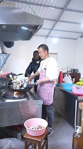 The high-power stove that professional chefs use, I really can’t handle it🤣 | Rose鄉村