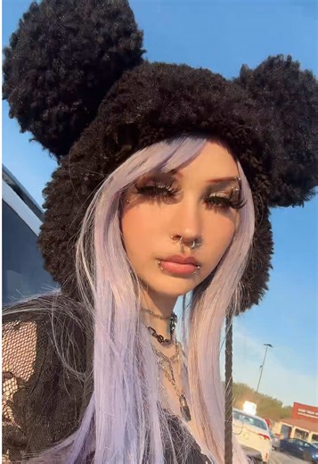 Exploring the World of William Clutz