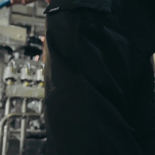 Every detail engineered for comfort, strength, and protection. Chemical Resistant ✅ Water Resistant ✅ Regulates Your Temperature ✅ 50+ UV Protection ✅ | JETPILOT | Facebook