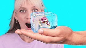 119K views · 585 reactions | Ways to be more romantic: DIY gifts, surprises, bouquets: | 5-Minute Crafts Men | Facebook