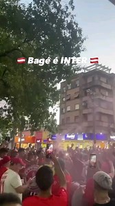 #Repost @canchacolorada ... • Torcida Colorada se reuniu pra receber o time em Bagé! 🇦🇹🇦🇹 Hoje jogamos contra o Guarany na cidade, estaremos lá, VAMO COLORADO! 🎥: @nathan_zs_p7 | BarColorado