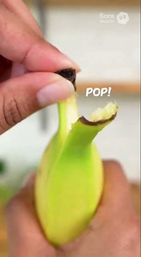 Tutorial on how to open a banana!