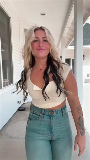 Zona_maeee (@zona_maeee7)’s videos with Behind Clouds (STEM Bass) - Empire Scores