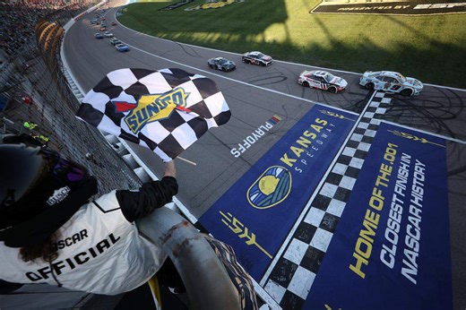 NASCAR racing is back at Kansas Speedway. Here's the schedule for this weekend