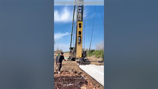 Precision in Motion: Hydraulic Pile Driving Mastery
