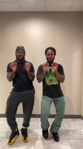 shake that laffy taffy🤪 @2nasty 🐺 sound got removed off last one smh 🥱 #laffytaffy #dance #fyp