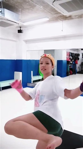 Chun-Li anywhere👿 #chunli #monakimura #streetfight #kickboxing #k1wgp