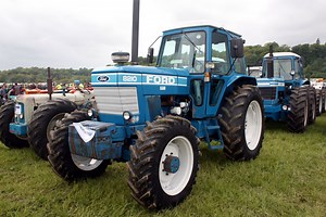Ford 8210 Tractor Service Manual
