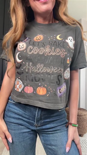 Halloween T-Shirt for Class Party | Cute & Spooky Style
