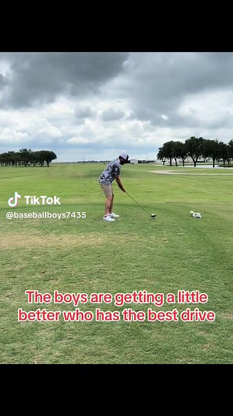 Baseball boys playing golf. Getting a lil better #golftiktok #golf #golfboys #baseballboys