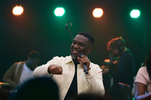 Joe Mettle Leads Powerful Worship in “Crown Him” Music Video