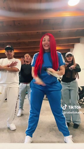 Bellakath: La Reina del Reggaetón Mexa 2024