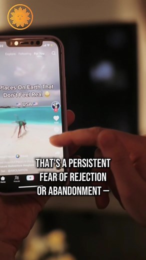 An addiction to short-form videos — like those on TikTok — could be a sign of high-attachment anxiety, a study found. #socialmedia #anxiety