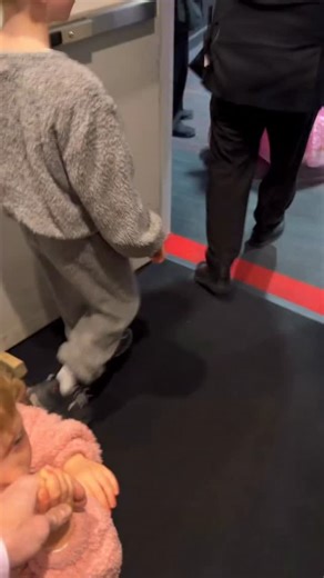 Thank you @scottylasvegas & @unlvhospitality for making it a very special day for me and the kids at @disneyonice. We had the BEST time and are already excited for next year! ☺️ #DisneyOnIce | Nick Carter