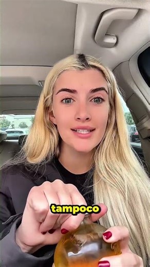 El zumo de manzana la venció 🍎 #struggle #funny #relatable