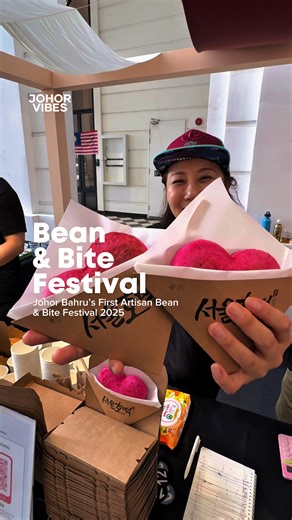 𝐁𝐞𝐚𝐧 & 𝐁𝐢𝐭𝐞 𝐅𝐞𝐬𝐭𝐢𝐯𝐚𝐥 2025 📅 13 – 16 Sept | Saturday - Tuesday. 12pm – 10pm. Eco Galleria, Johor Bahru 🚘 https://waze.com/ul/hw238jy7km Event Itinerary: 13 September 2025 (Saturday) •⁠ ⁠3:00 PM – Bagel & Pizza Demos & Workshops •⁠ ⁠Interactive artisan workshops showcasing signature bakes. •⁠ ⁠⁠ 14 September 2025 (Sunday) •⁠ ⁠12:00 PM – EightFM DJ Meet & Greet - DJ •⁠ ⁠3:00 PM – Latte Art Legend 2025 International barista showdown with 40 contestants from Malaysia, Singapore, Tai