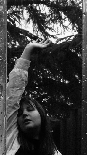 Lady Lilly 🦢 on Instagram: "@slowly_bloom_"