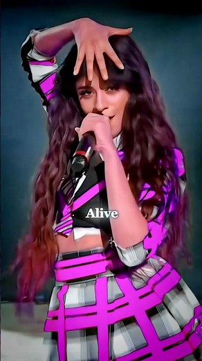 The Live EXAMPLE Of LYRICS Getting WILD 😳