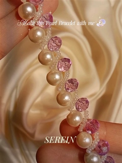 Easy Pearl Beaded Bracelet Tutorial — DIY Pearl & Purple Crystal