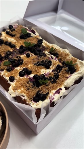 Lemon and Blueberry Cake Recipe