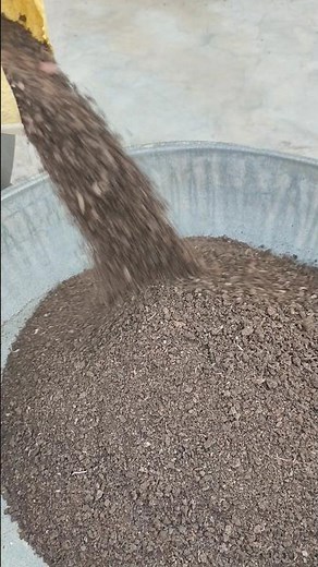 Benefits of Vermicompost & How to Use It Properly | Best Organic Fertilizer 🌱