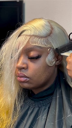 Styling Edges Techniques with Remi Pure Wigs