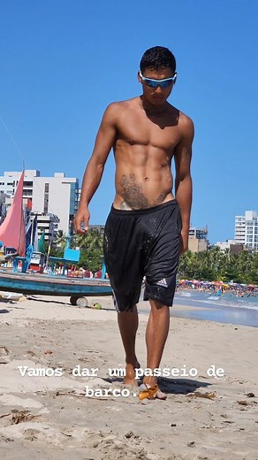 23K views · 1.3K reactions | Dia quente. 掠 #passeio #barco #reels #reelsinstagram #nature #fashion #style #fun #funny #model #instagood #instafashion #instalike #instadaily #instagram #viral #video #praia #beach #beachvibes #playa #summer | Cristian Henao | Facebook