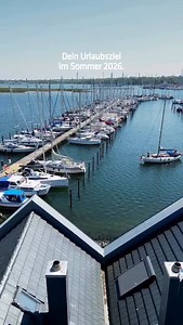 Sommer, Sonne, Sonnenschein! 🌞 Genießt bei uns in Heiligenhafen die perfekte Urlaubszeit direkt an der wunderschönen Ostsee. Neben unseren feinen Sandstränden und der belebten Promenade mit ihrer Seebrücke sind vor allem unsere Unterkünfte ein echtes Highlight. 🏡 Vielleicht ist eure nächste Traumunterkunft ja schon dabei? 💛 Schaut doch einfach mal auf unserer Website vorbei! #heiligenhafen #meinlieblingshafen | Heiligenhafen Touristik