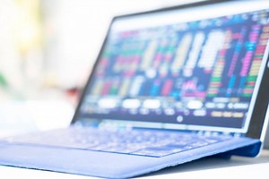 Security Token Trades on Regulated Platform in Market First