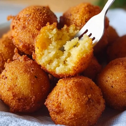 Cheesy Pickle Bombs Explosion Ingredients: 1. 8 small dill pickles,...