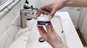 Teeth Whitening Powder - Hydroxyapatite, Remineralizing, Non-Sensitive Formula - Dentist-Approved Tooth Stain Remover & Polisher - Fluoride-Free (30 Grams)