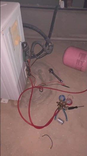 Mini Split Airconditioner HVAC Freon recharge || A/C Gas/freon recharge #acrepair #acservice #shorts