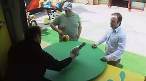 It’s Easy to Knock Over a Single Pin with a Ball, Isn’t It? #TheRealHustle #AlexisConran #PaulWilson #JessicaClements | The Real Hustle