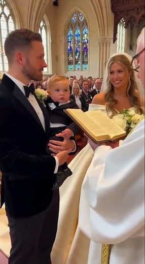 💍😂 Priest Asks the Baby to Agree… Baby Instantly Shouts “NO NO NO!”
