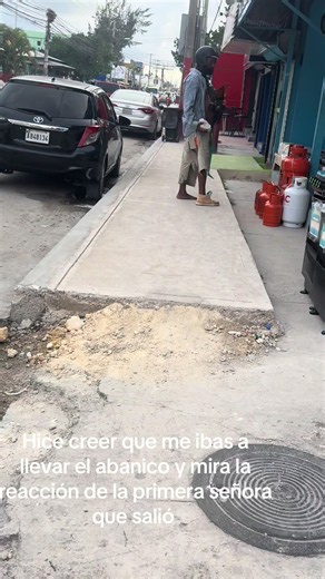 Comedia callejera #humor🤣 #reaccionenlacalle #viral #calle #fypシ゚viral