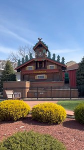 If you are in Amish country then you have to check out Sugarcreek! It’s a unique town with a lot of charm and hidden gems! #LiveMore Link in bio for more travel! - - - - - #sugarcreek #ohio #amish #amishcountry #viral #travel #placestovisit #thingstodo #reels #LiveMoreTV | Livemoretv