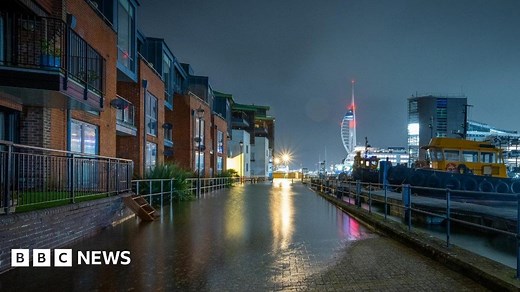 Hampshire and Isle of Wight: High tides bring coastal flooding