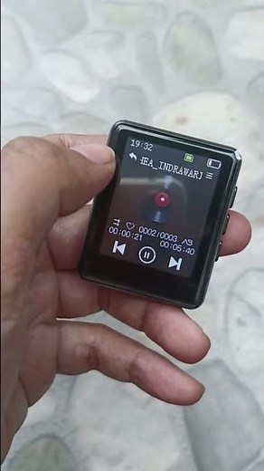 Ruizu M4 touchscreen mp3 player untuk nostalgia bawa walkman kemana-mana