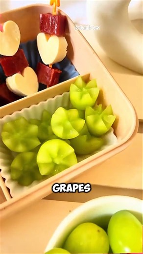 5 Fruits Americans Love to Pack for Lunch 🍎
