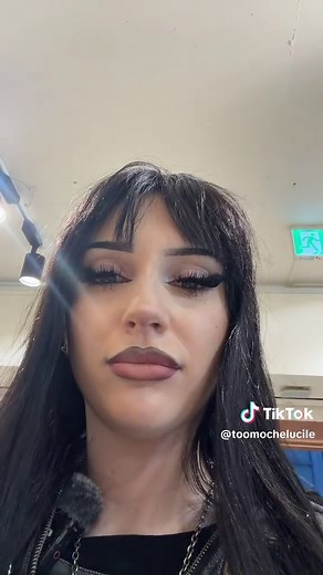 Les japonais sont vraiment fashions c’est réel 🇯🇵 Adresse : Magasin 1 nana - CODONA DEMODA Magasin 2 chaîne chrome - the used Magasin 3 chrome - foolsjudge Magasin 4 sacs - casanova vintage Magasin 5 Lv pas cher - 2nd street market #japan #japon #frippe