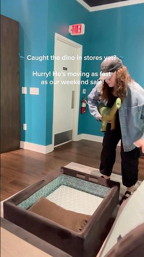 Save 40% off during the Summer of Lovesac Event
