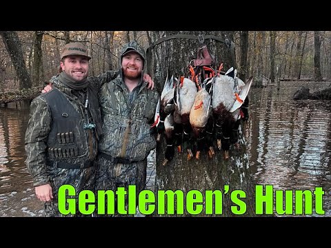 Arkansas Flooded Timber Duck Hunting - Gentleman's Hunt - A DUCKumentary